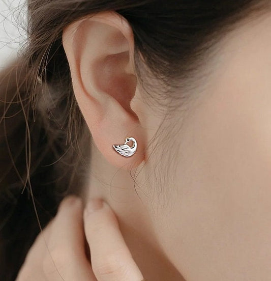 Silver Sterling 99.9% earrings, Swan earrings, Silver ear stud, Gifts for Her.