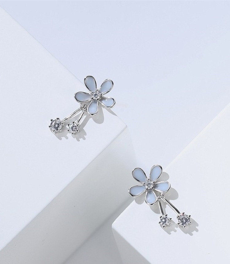 925 Sterling Silver earrings, Floral ear stud, Delicate earrings, Gifts for Her.