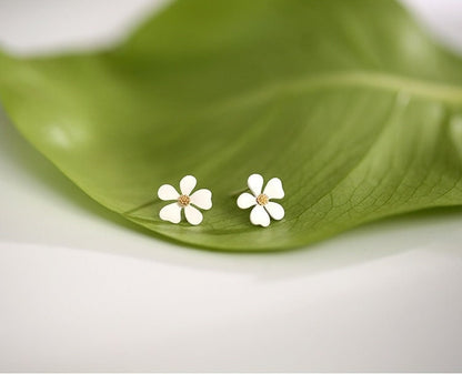 925 Sterling Silver needle, Floral ear stud, Delicate earrings, Gifts for Her.