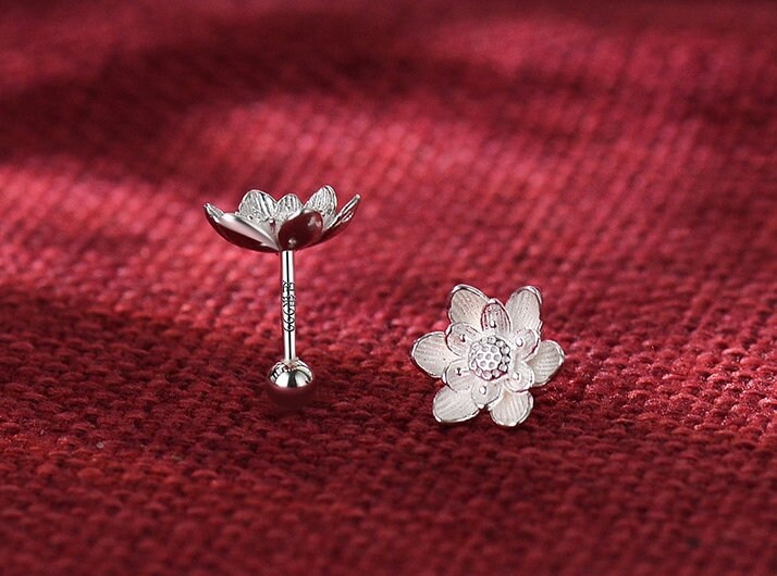Silver Sterling 99.9% earrings, Floral ear stud, Delicate earrings, Gifts for Her.